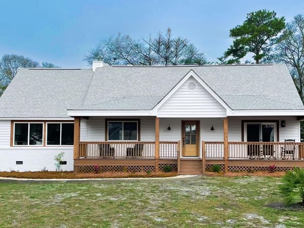501 Shoreline Drive E, Sunset Beach, NC 28468