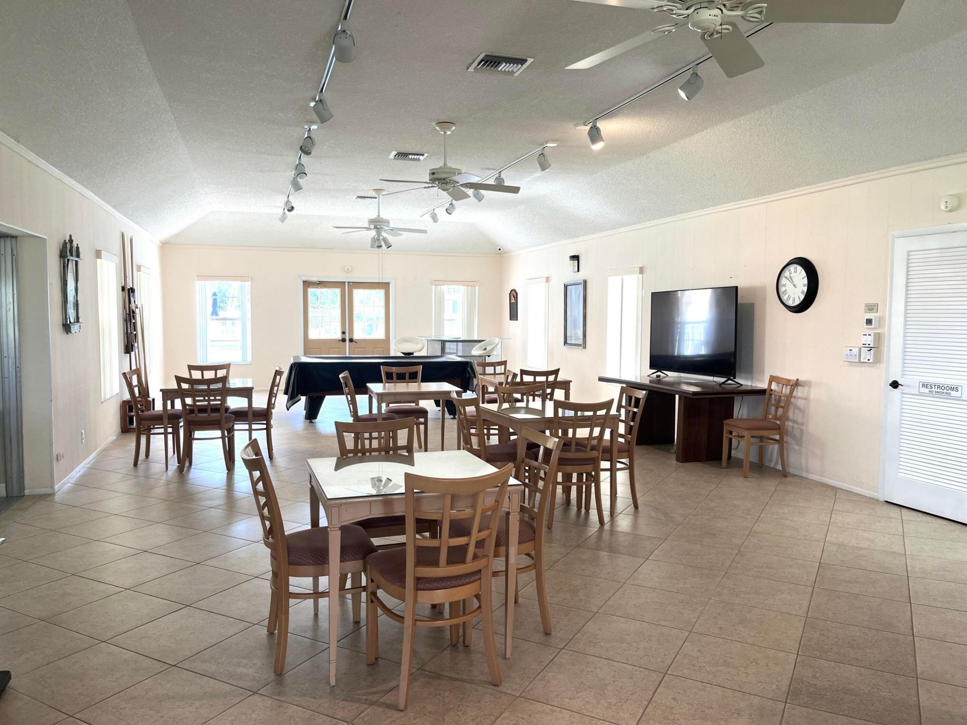 308 Golfview Road, Unit 107, North Palm Beach, FL 33408 Photo