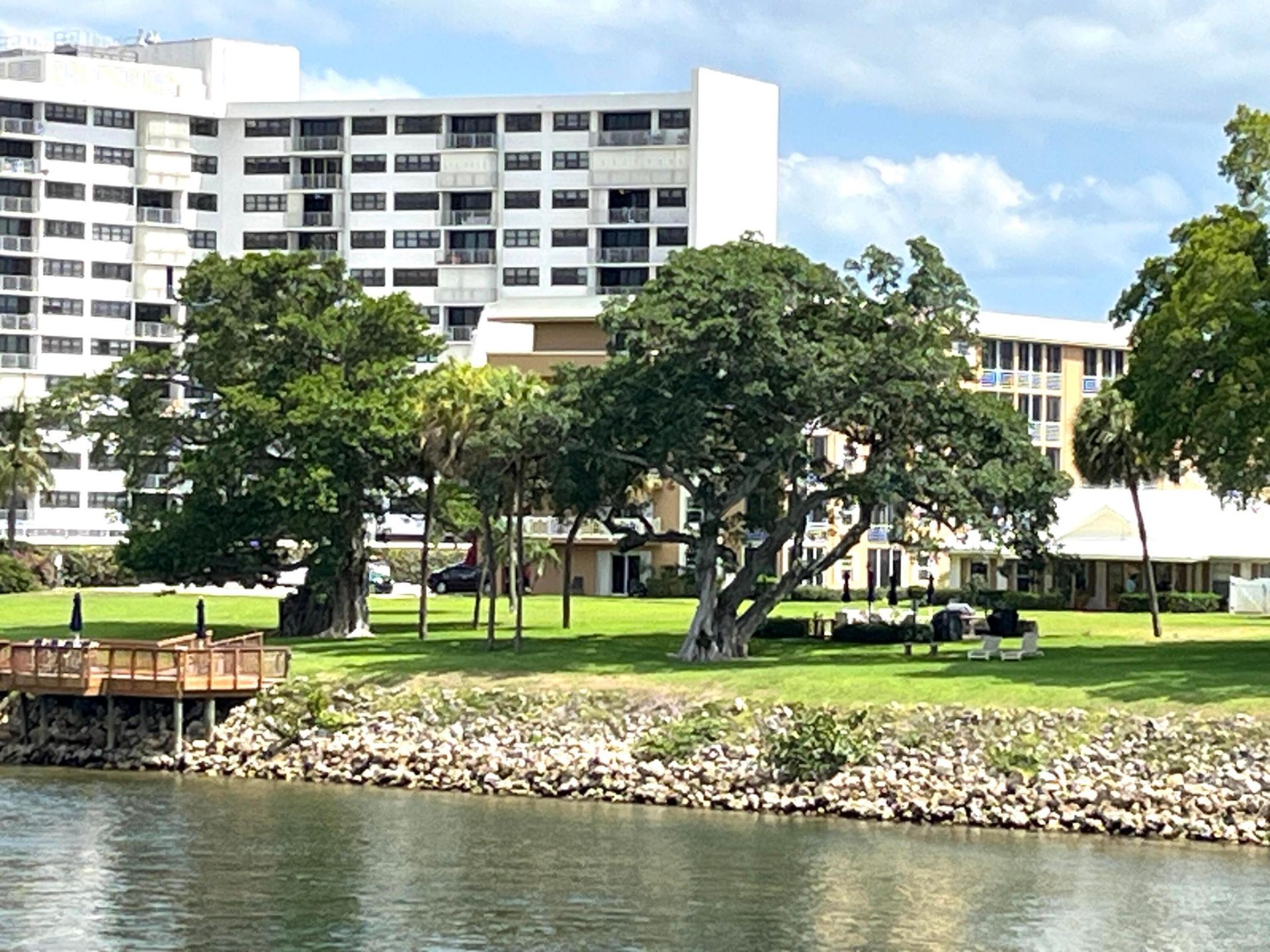 308 Golfview Road, Unit 107, North Palm Beach, FL 33408 Photo