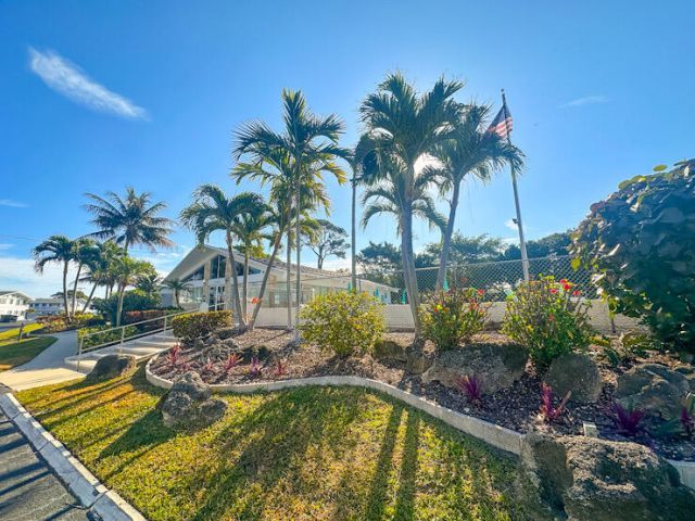 2381 Sunset Avenue, Unit 414, Lake Worth Beach, FL 33461 Photo