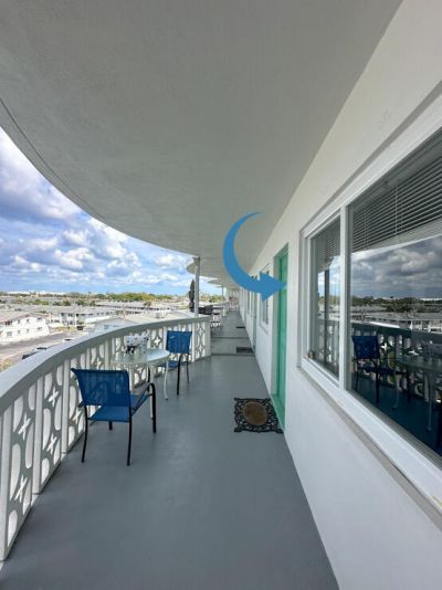 2381 Sunset Avenue, Unit 414, Lake Worth Beach, FL 33461 Photo