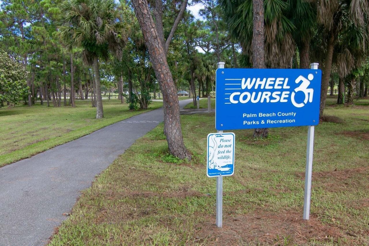 2381 Sunset Avenue, Unit 414, Lake Worth Beach, FL 33461 Photo