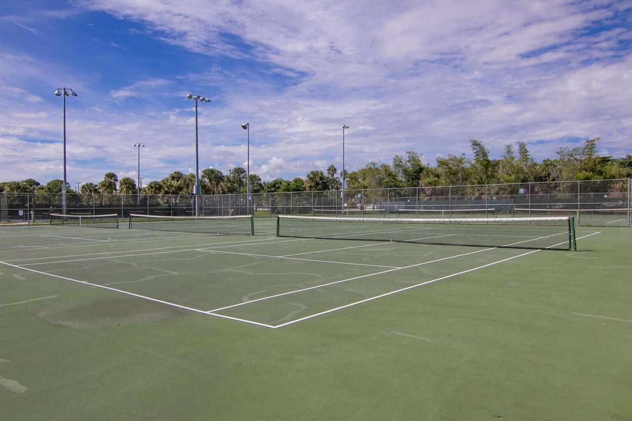 2381 Sunset Avenue, Unit 414, Lake Worth Beach, FL 33461 Photo