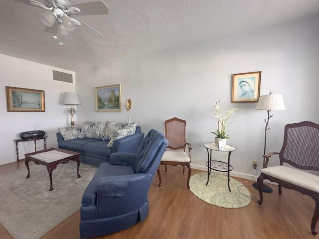 2381 Sunset Avenue, Unit 414, Lake Worth Beach, FL 33461 Photo