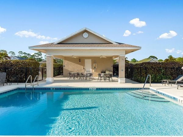 111 Sandcrest Circle, Sebastian, FL 32958