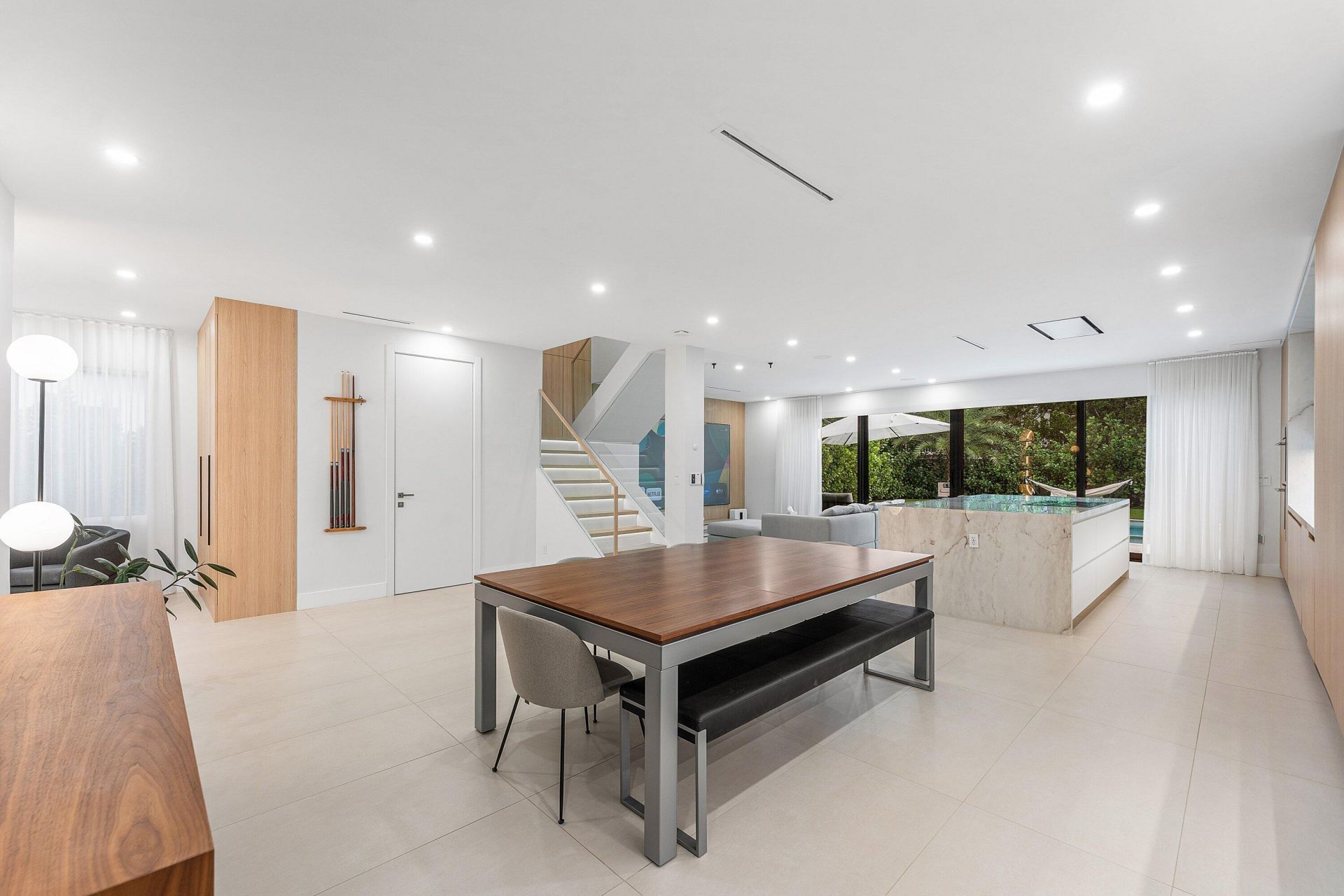 312 NE 210th Way, Miami, FL 33179 Photo