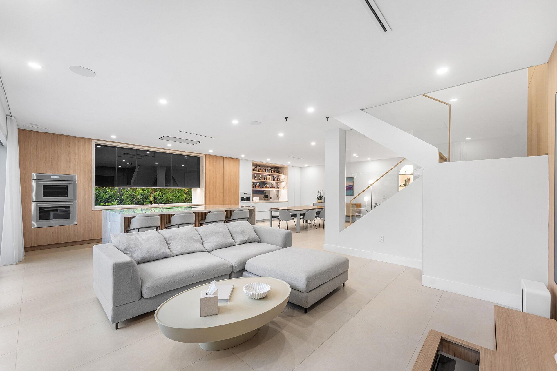 312 NE 210th Way, Miami, FL 33179 Photo