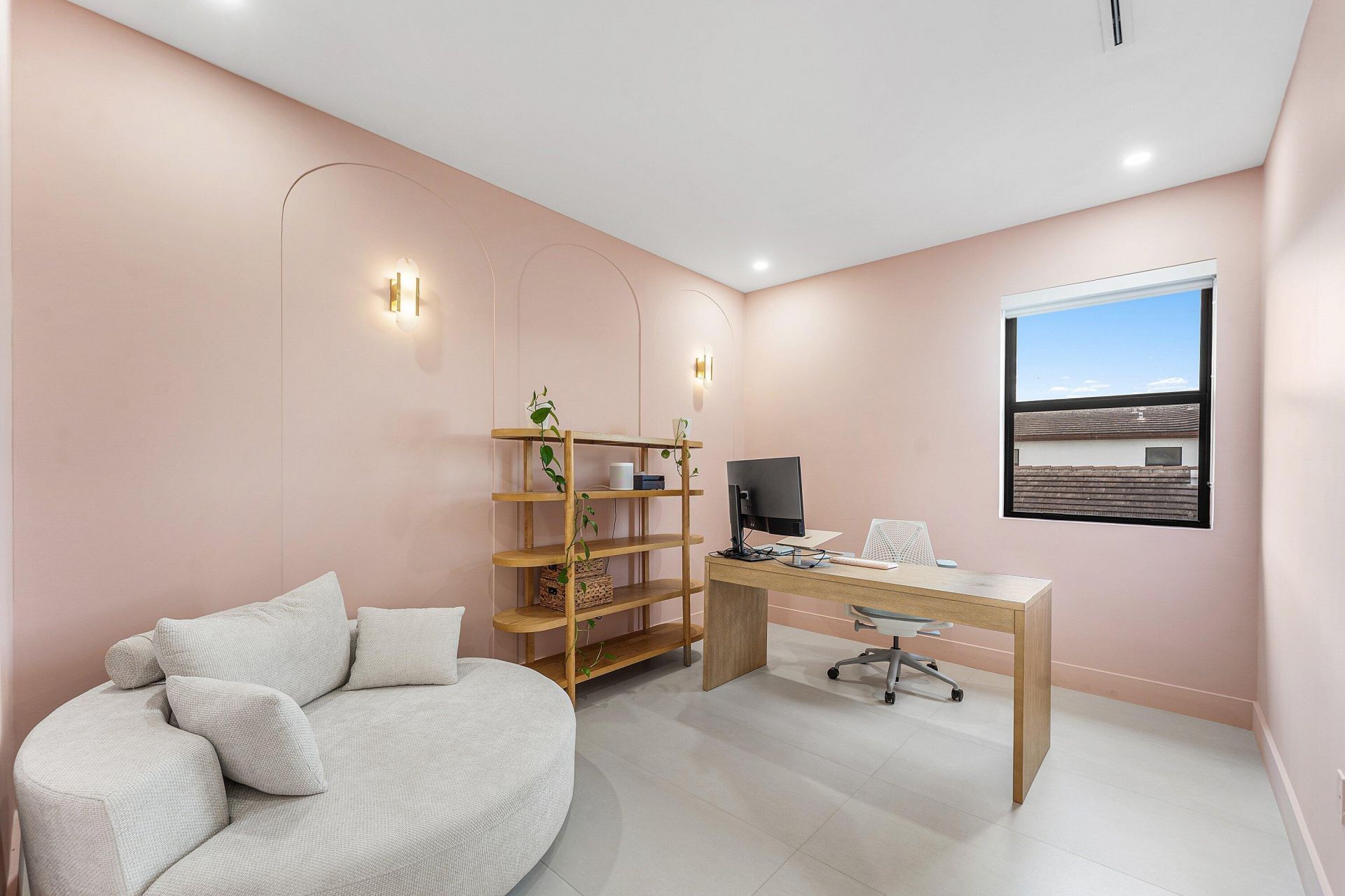 312 NE 210th Way, Miami, FL 33179 Photo