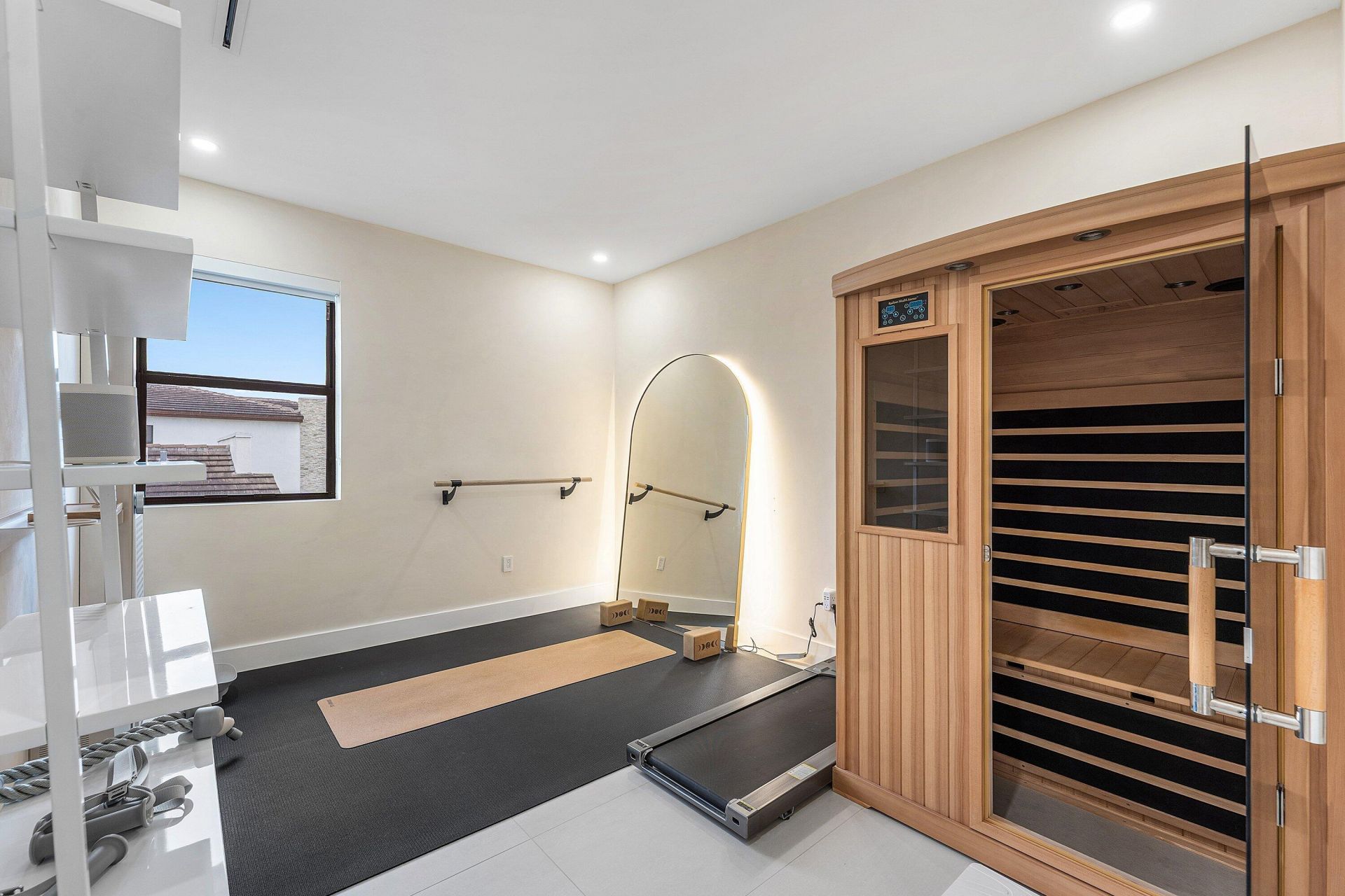 312 NE 210th Way, Miami, FL 33179 Photo