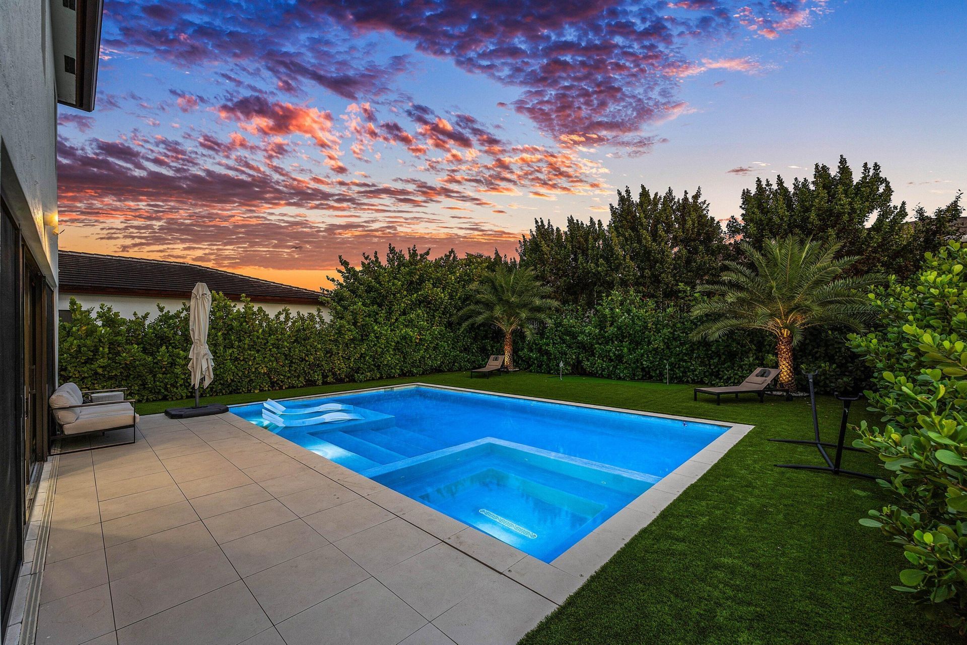 312 NE 210th Way, Miami, FL 33179 Photo