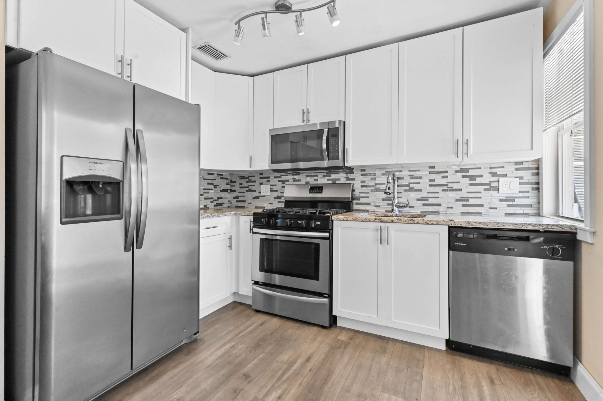 444 Monroe Drive, West Palm Beach, FL 33405 Photo