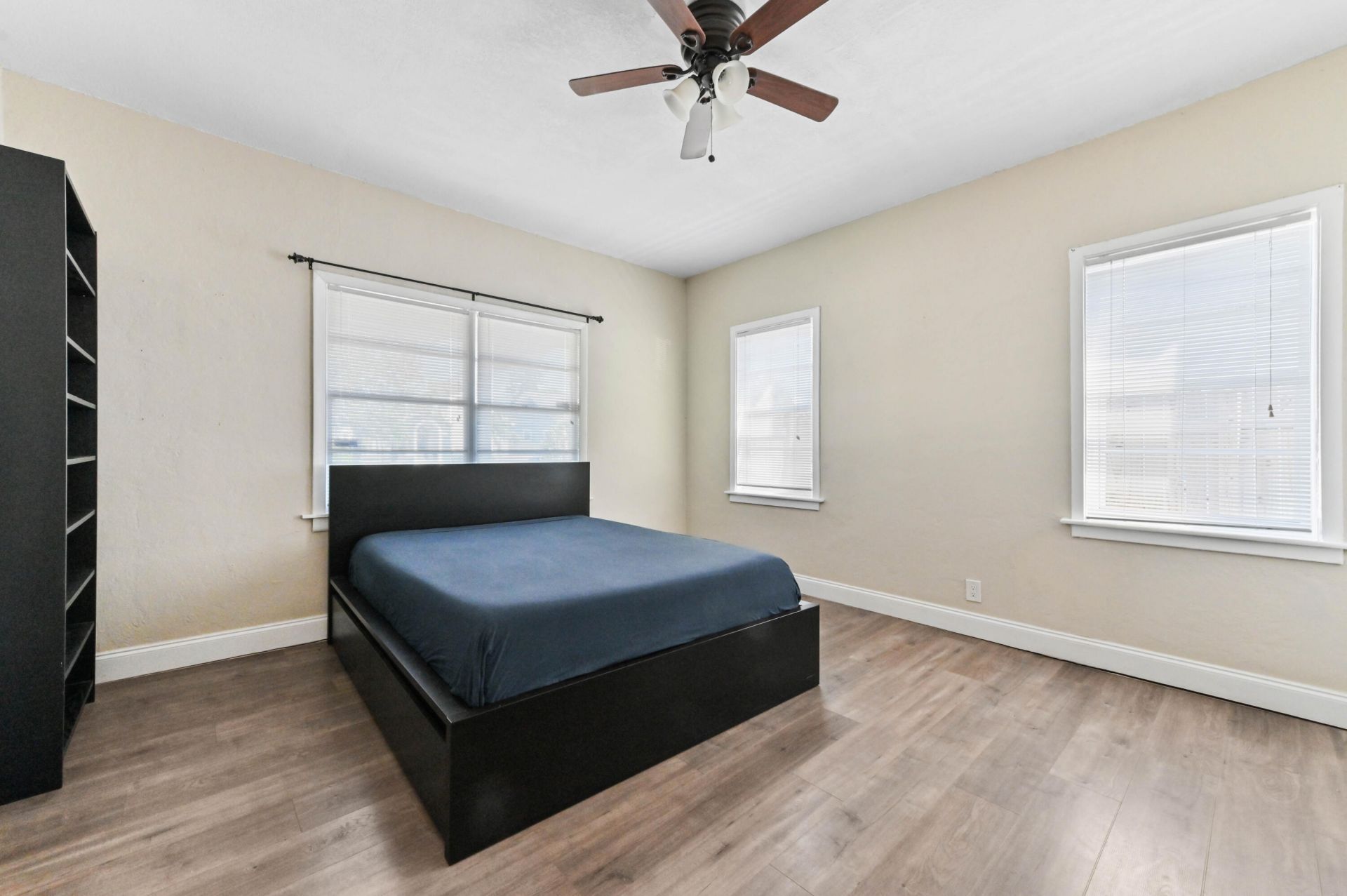 444 Monroe Drive, West Palm Beach, FL 33405 Photo