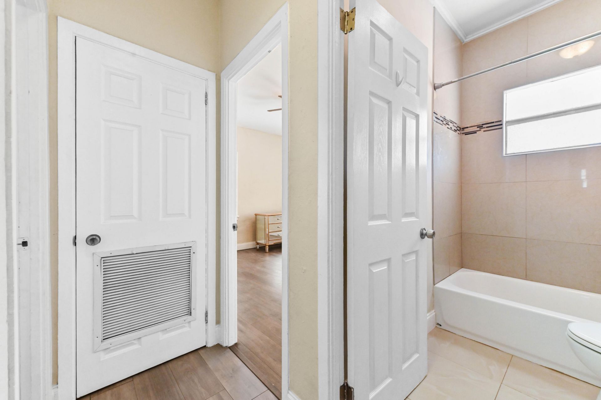 444 Monroe Drive, West Palm Beach, FL 33405 Photo