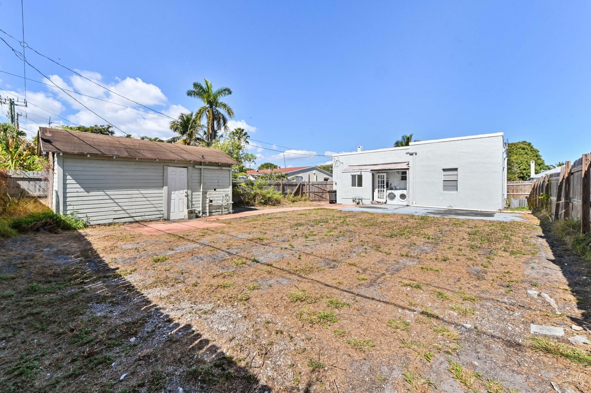 444 Monroe Drive, West Palm Beach, FL 33405 Photo