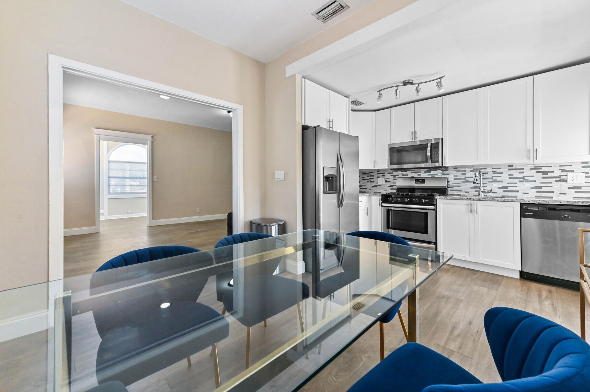 444 Monroe Drive, West Palm Beach, FL 33405 Photo