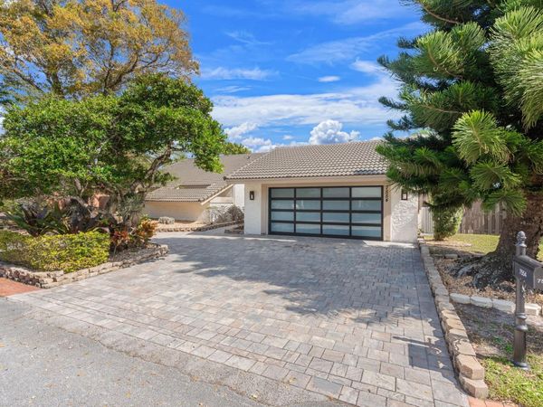 7554 Black Olive Ave, Tamarac, FL 33321