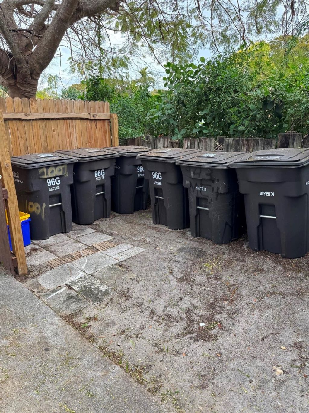 943 Almeria Road, Unit 2, West Palm Beach, FL 33405 Photo