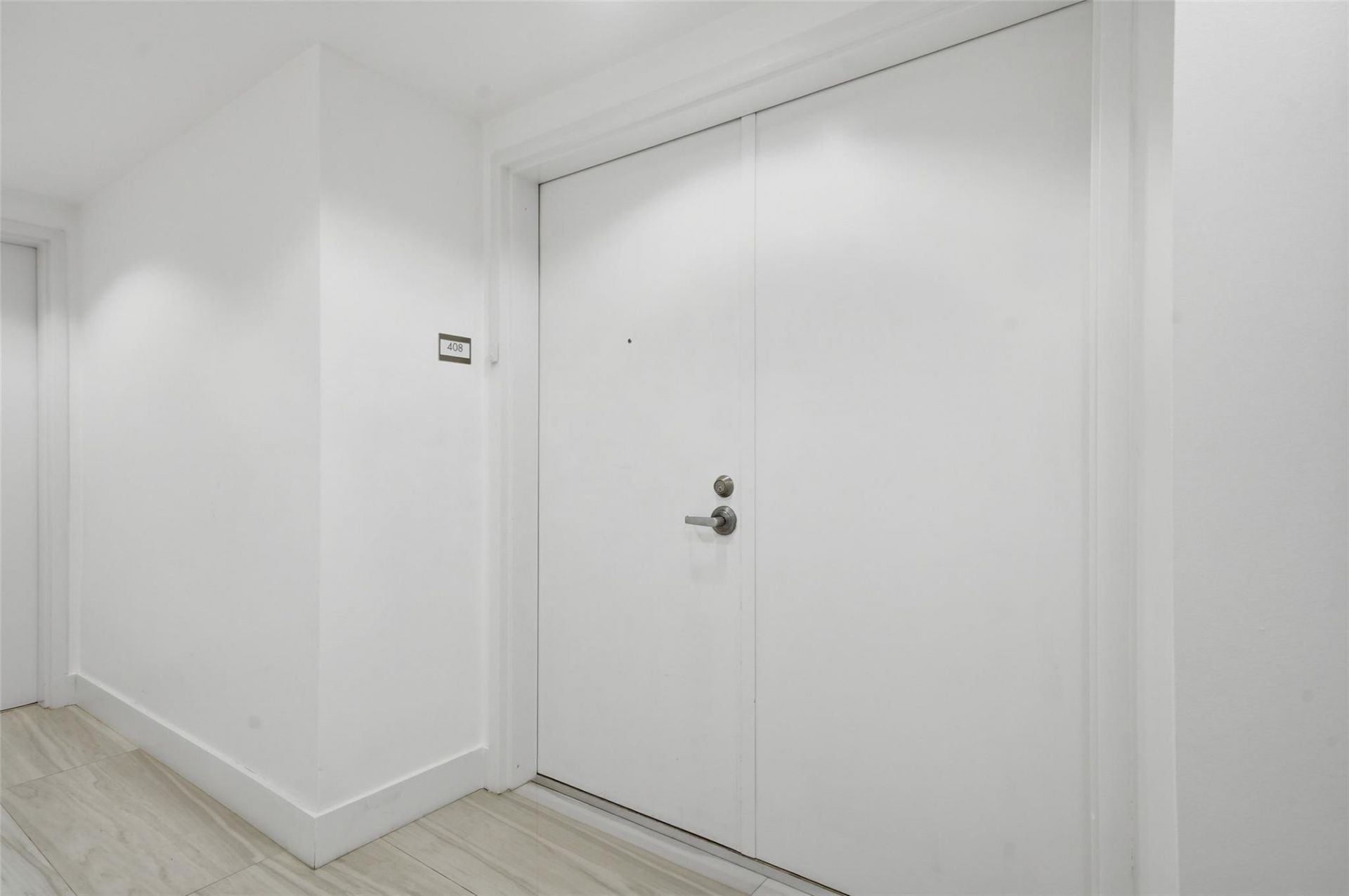 3030 NE 188th Street, Unit 408, Aventura, FL 33180 Photo