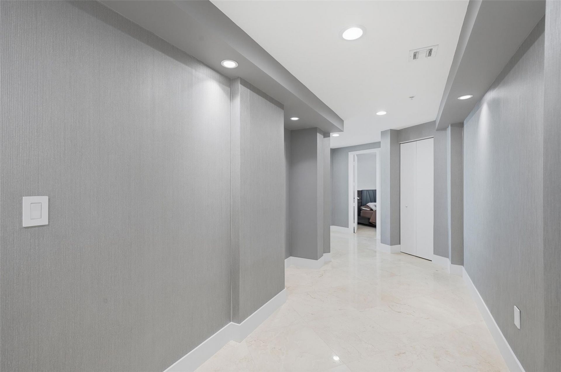 3030 NE 188th Street, Unit 408, Aventura, FL 33180 Photo