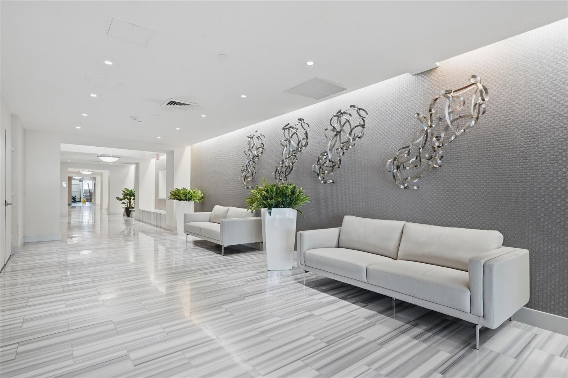 3030 NE 188th Street, Unit 408, Aventura, FL 33180 Photo