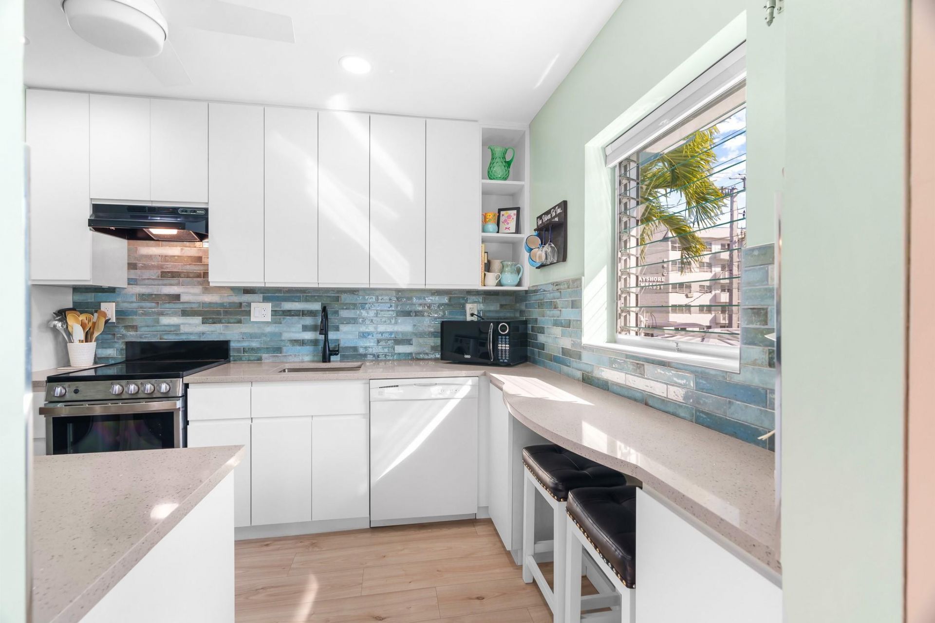 561 Bayshore Drive, Unit 7, Fort Lauderdale, FL 33304 Photo