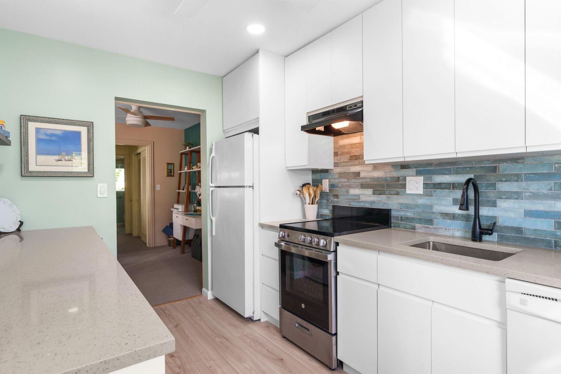 561 Bayshore Drive, Unit 7, Fort Lauderdale, FL 33304 Photo