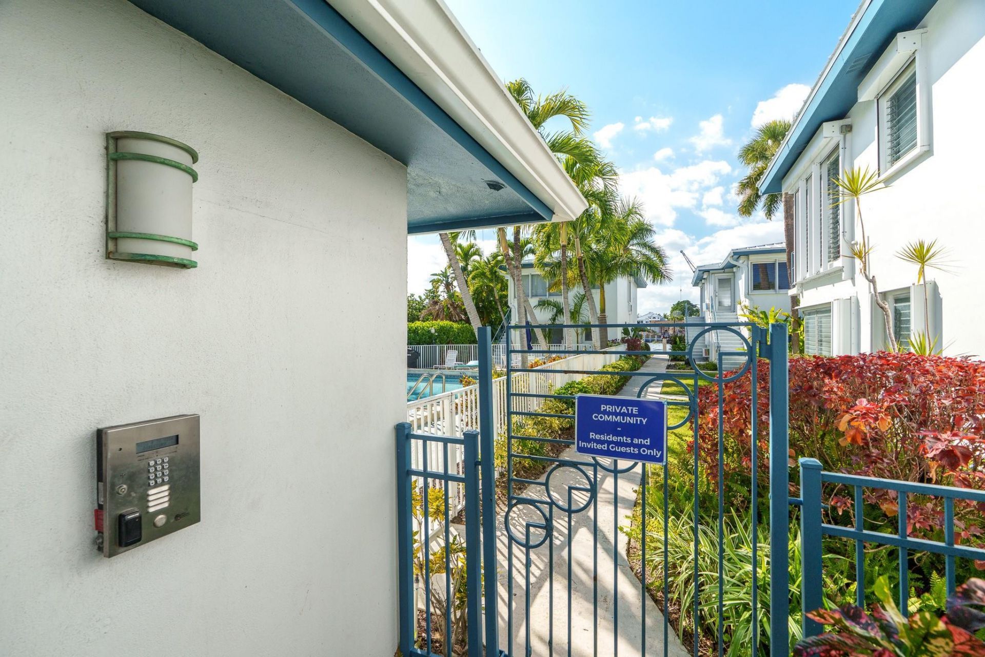 561 Bayshore Drive, Unit 7, Fort Lauderdale, FL 33304 Photo