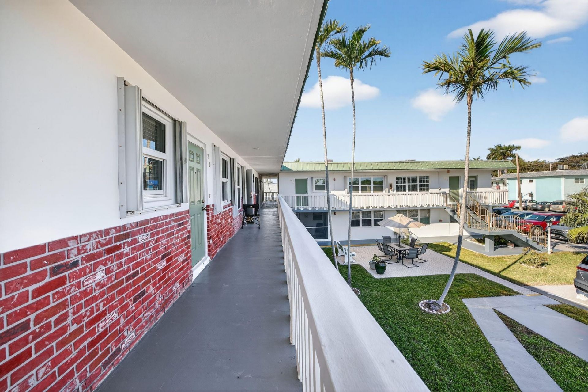 1354 N 12th Court, Unit 7B, Hollywood, FL 33019 Photo