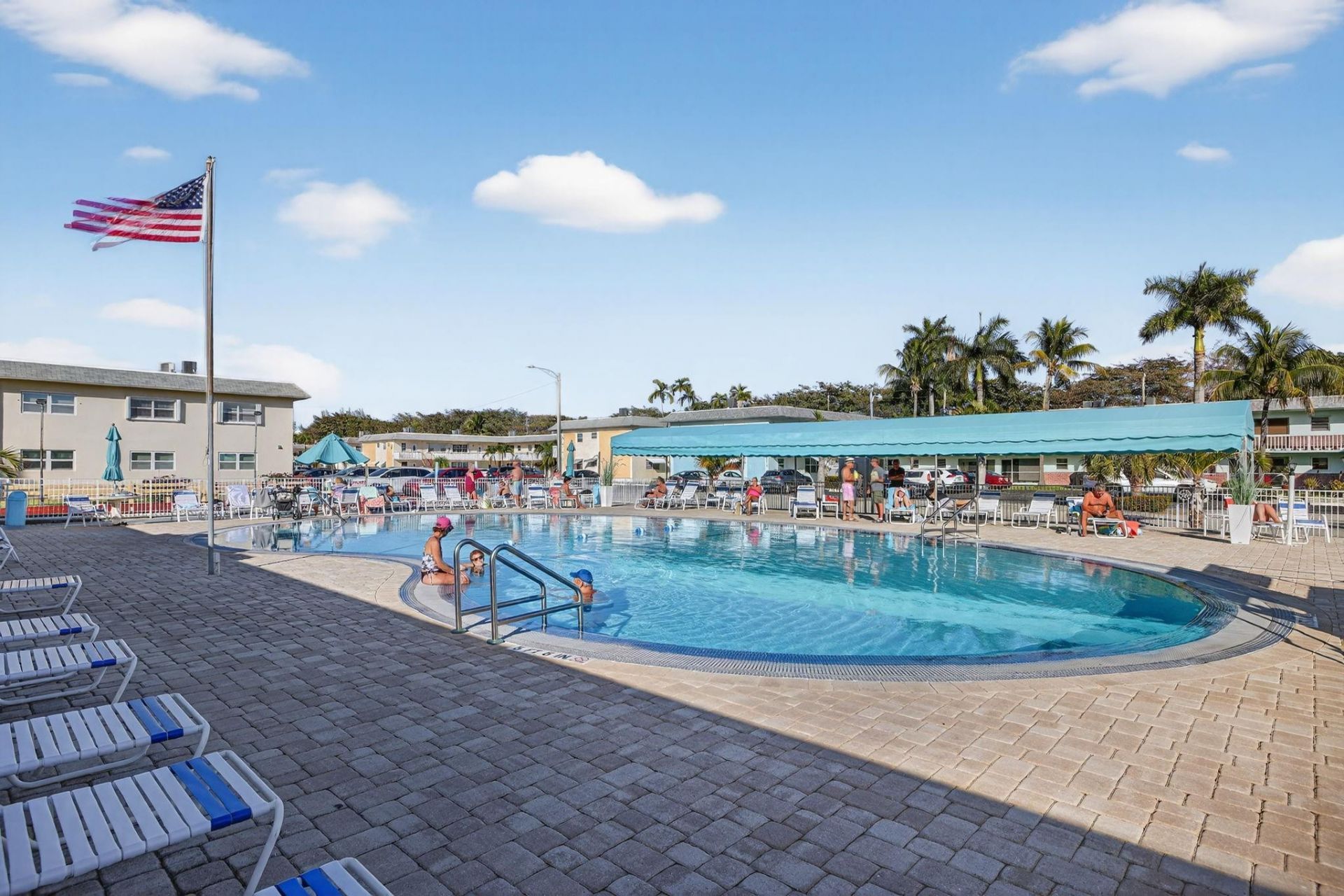 1354 N 12th Court, Unit 7B, Hollywood, FL 33019 Photo