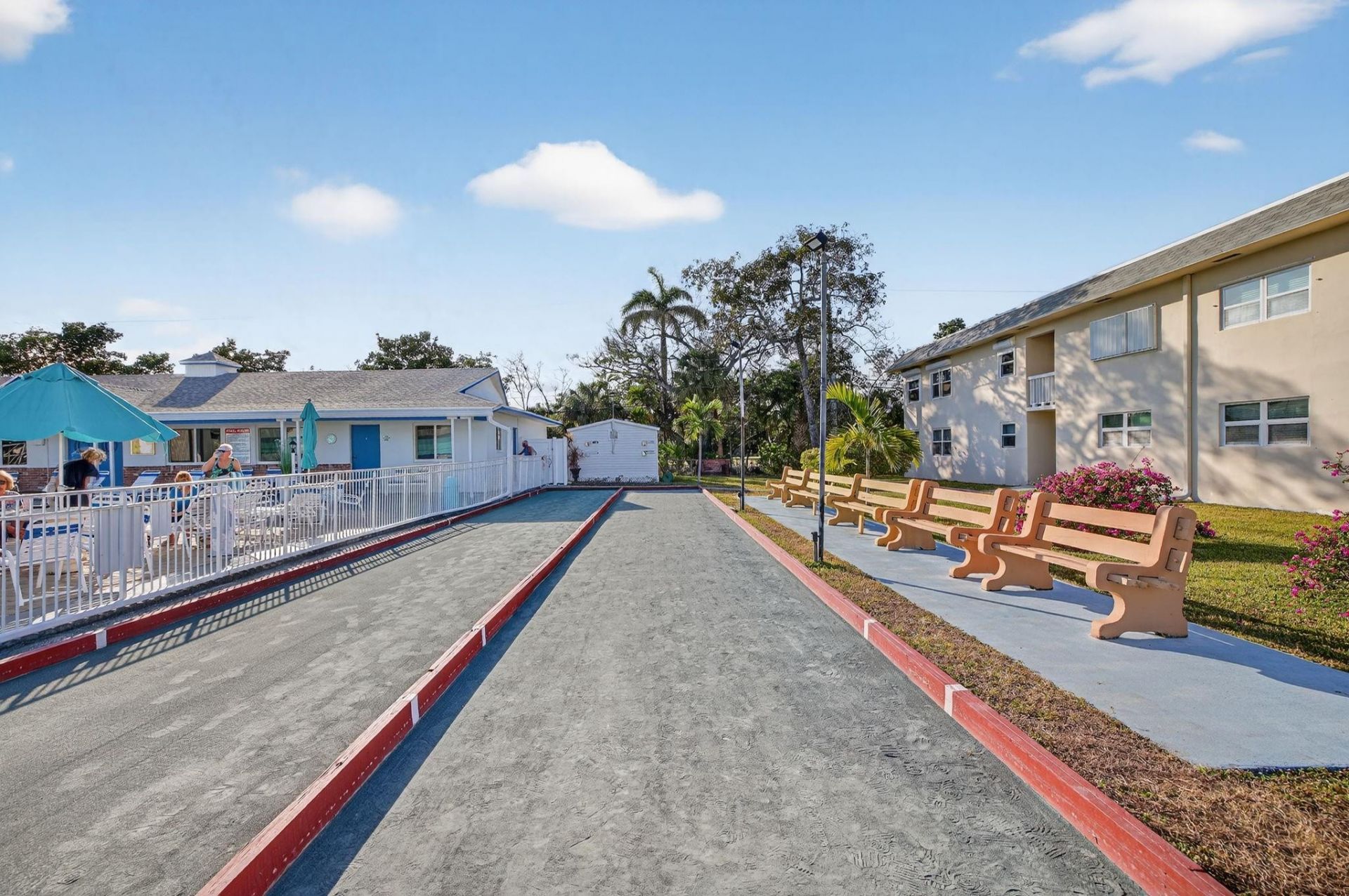 1354 N 12th Court, Unit 7B, Hollywood, FL 33019 Photo