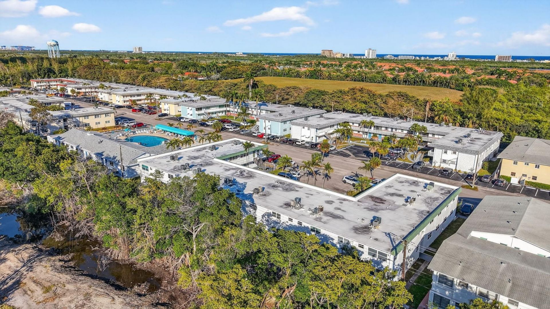 1354 N 12th Court, Unit 7B, Hollywood, FL 33019 Photo