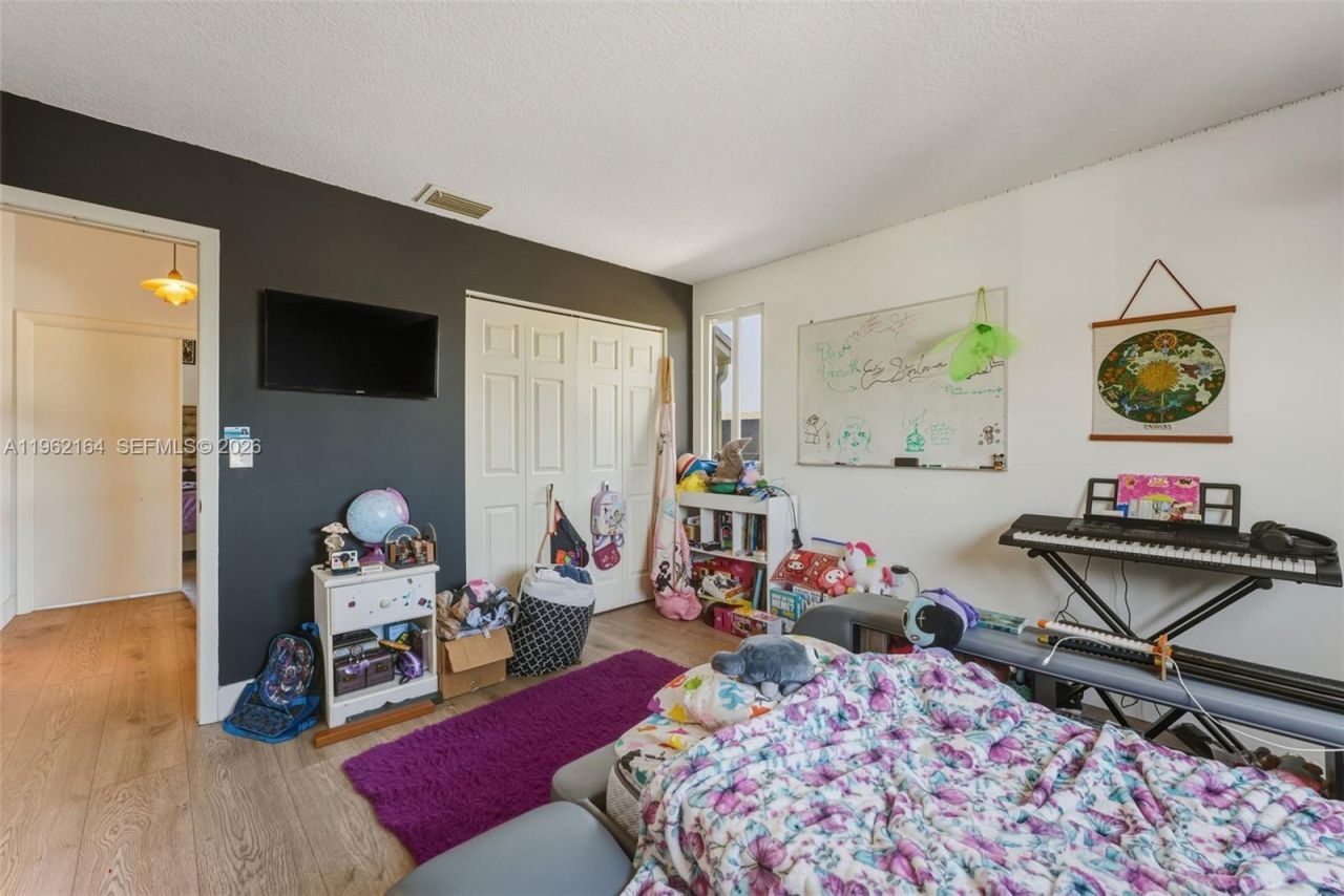 235 SW 159th Way, Sunrise, FL 33326 Photo