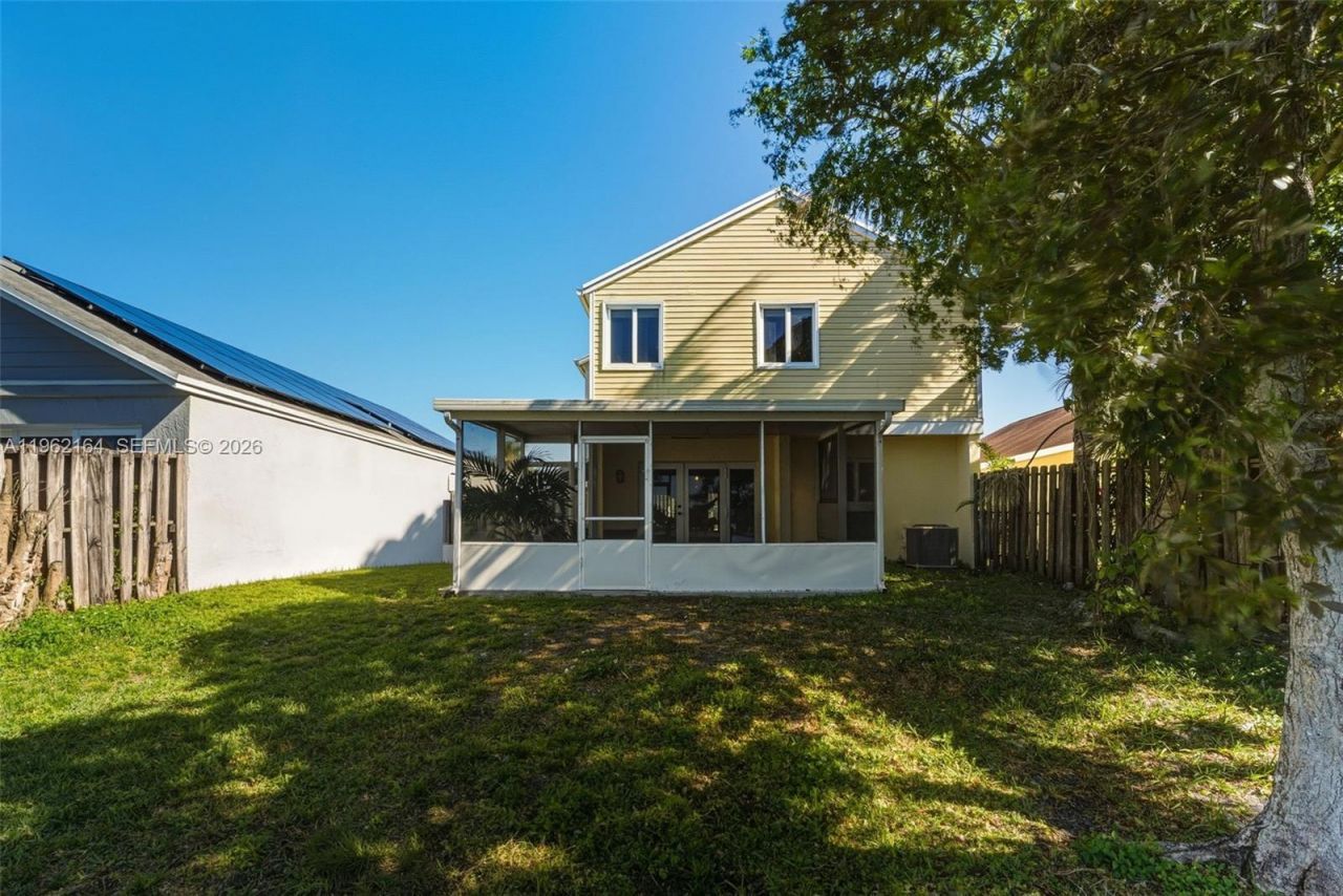 235 SW 159th Way, Sunrise, FL 33326 Photo