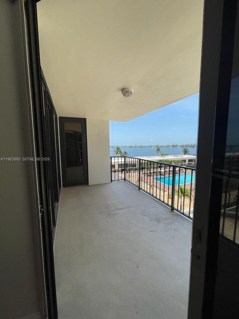 1865 Brickell Ave , Unit A614, Miami, FL 33129 Photo