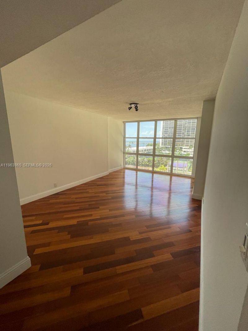 1865 Brickell Ave , Unit A614, Miami, FL 33129 Photo