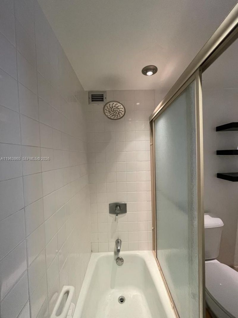 1865 Brickell Ave , Unit A614, Miami, FL 33129 Photo