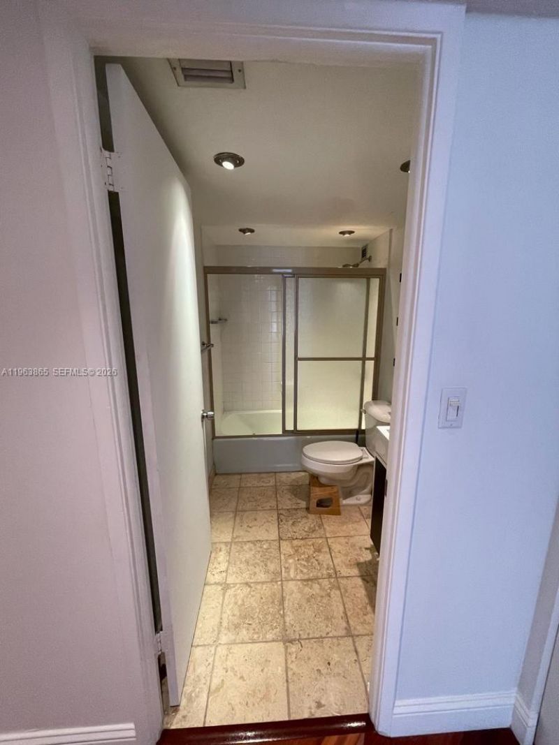 1865 Brickell Ave , Unit A614, Miami, FL 33129 Photo