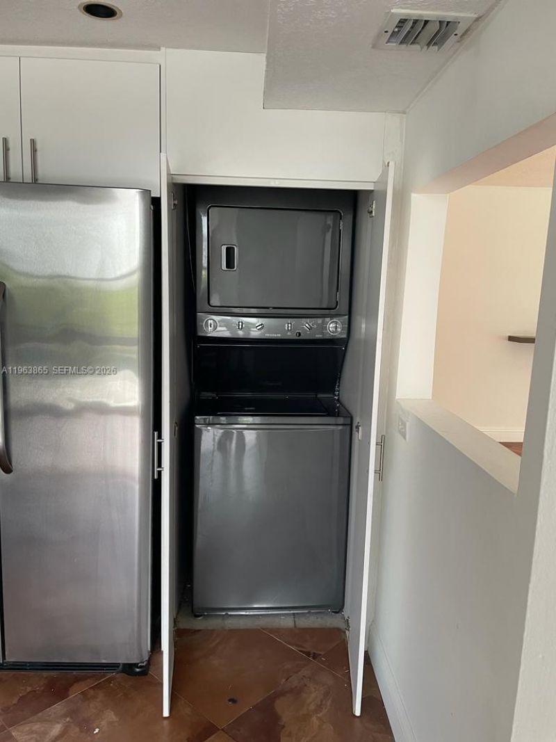 1865 Brickell Ave , Unit A614, Miami, FL 33129 Photo