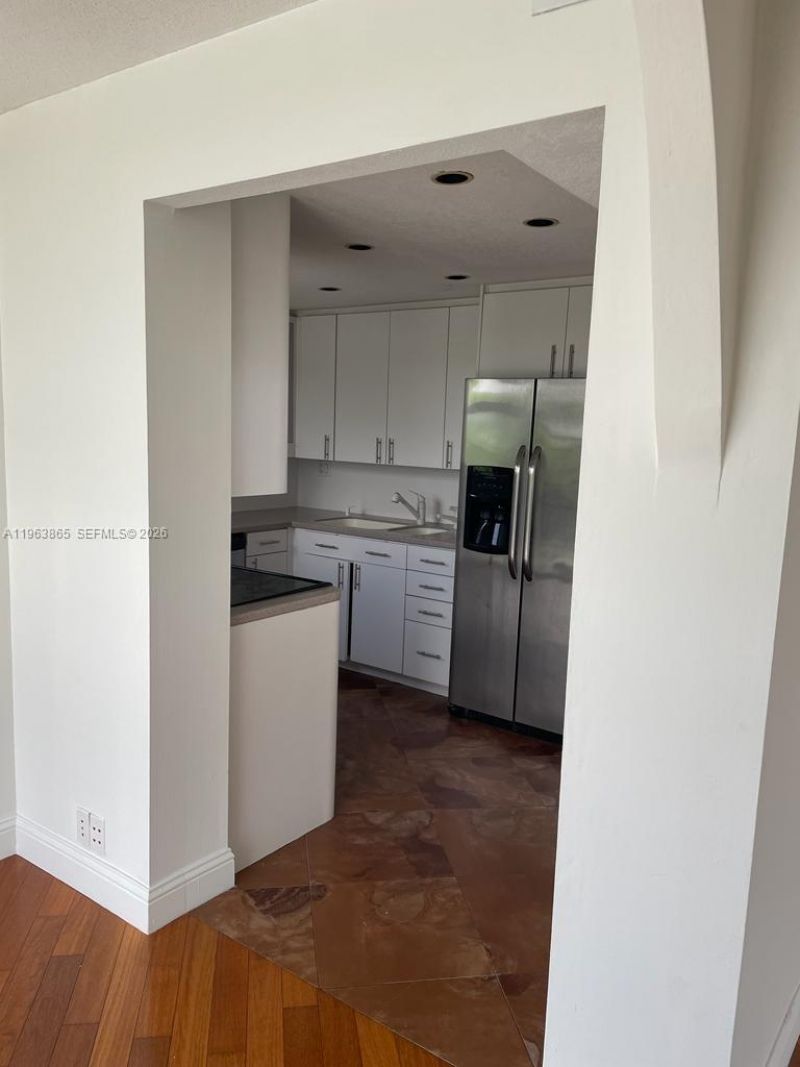 1865 Brickell Ave , Unit A614, Miami, FL 33129 Photo