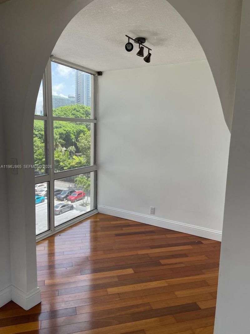 1865 Brickell Ave , Unit A614, Miami, FL 33129 Photo
