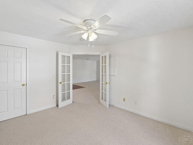 8021 Pinnacle Point Drive, Unit 204, West Chester, OH 45069 Photo 35