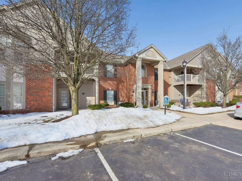 8021 Pinnacle Point Drive, Unit 204, West Chester, OH 45069 Photo 46