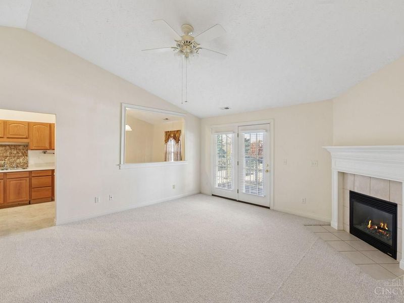 8021 Pinnacle Point Drive, Unit 204, West Chester, OH 45069 Photo 5