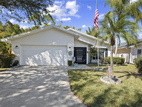 5521 Longleaf DR , NORTH FORT MYERS, FL 33917