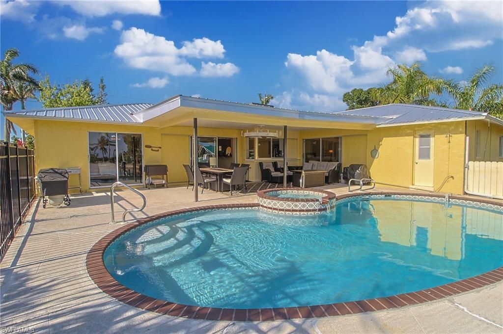 147 Coral Dr, Fort Myers, FL 33905 Photo