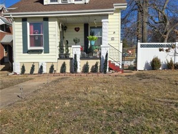 41 N 32nd Street, Belleville, IL 62226