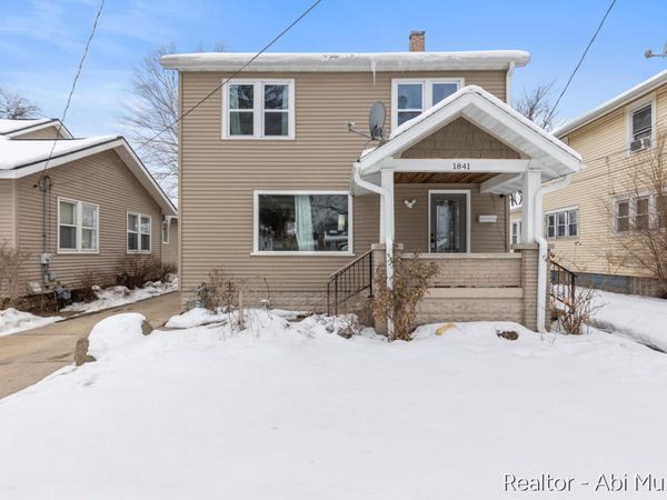 1841 Federal Avenue SW, Grand Rapids, MI 49509