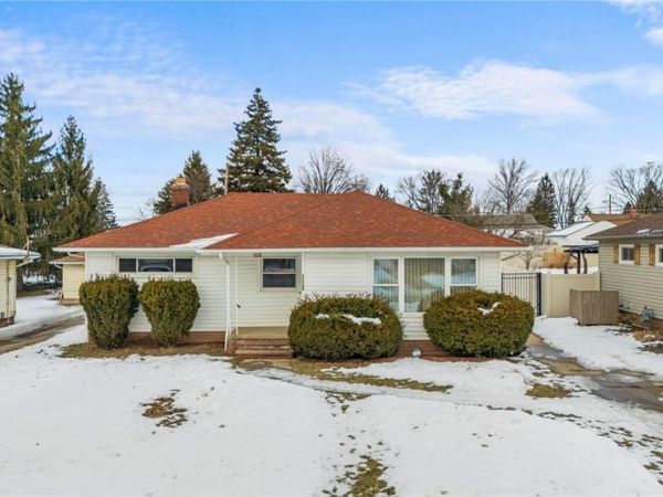 11120 Sharon Drive, Parma, OH 44130