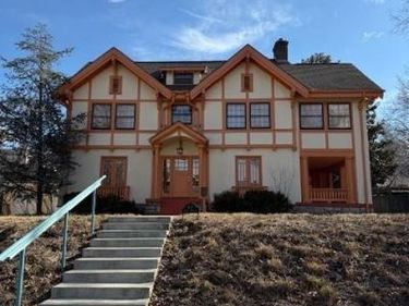 6117 Walnut Street, Kansas City, MO 64113