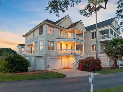 1647 Marsh Harbor Lane, Mount Pleasant, SC 29464